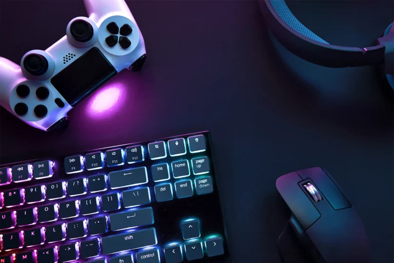 Gaming guilds and DAOs: The decentralized future of play-to-earn gaming